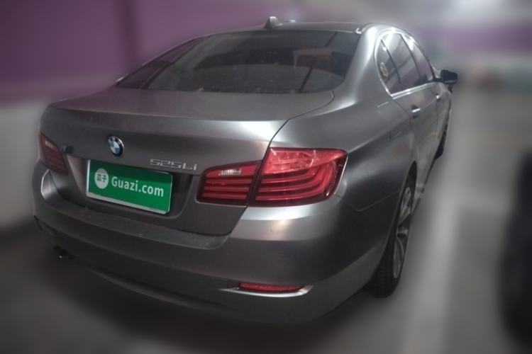 Used BMW 5 Series 2017 525Li Leading Model Rear Right 45 Deg