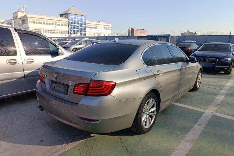 Used BMW 5 Series 2017 520Li Elegant Edition Rear Right 45 Deg