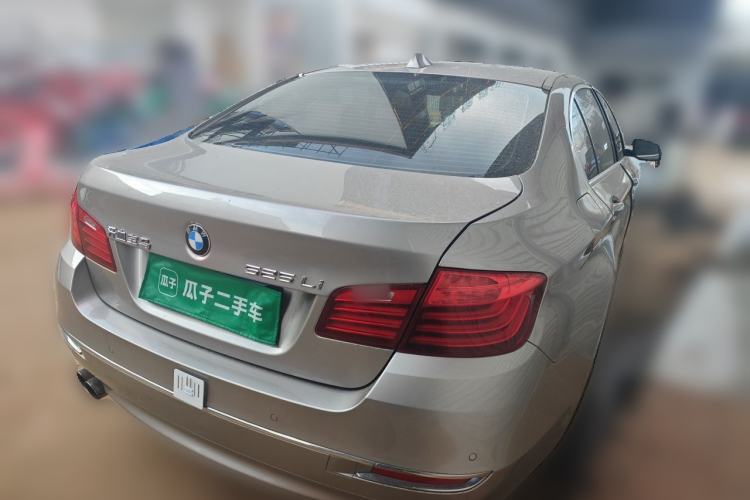 Used BMW 5 Series 2017 525Li Luxury Design Package Rear Right 45 Deg