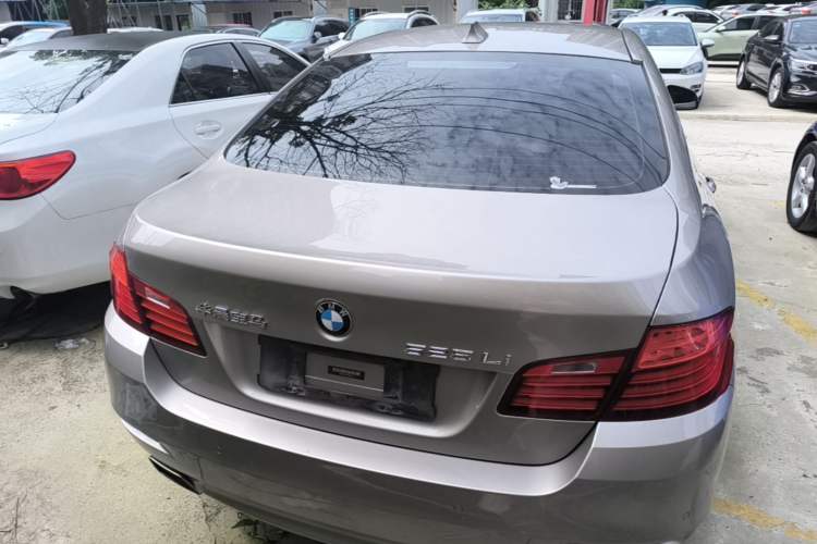 Used BMW 5 Series 2017 525Li Leading Model Rear