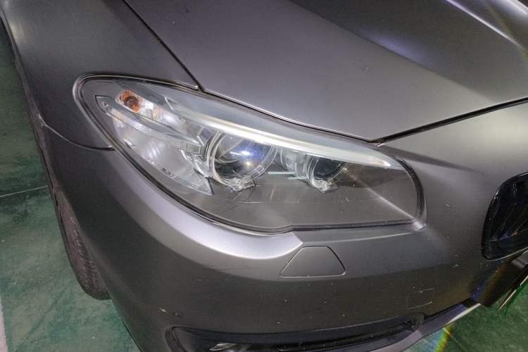 Used BMW 5 Series 2017 525Li Leading Model Right Front Headlight