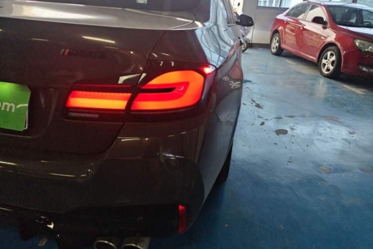 Used BMW 5 Series 2017 528Li Leading Model Right Rear Taillight