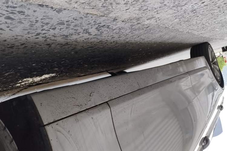 Used BMW 5 Series 2017 525Li Leading Model Right Side Sill
