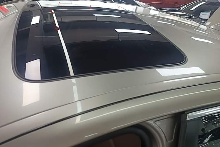 Used BMW 5 Series 2017 520Li Elegant Edition Roof