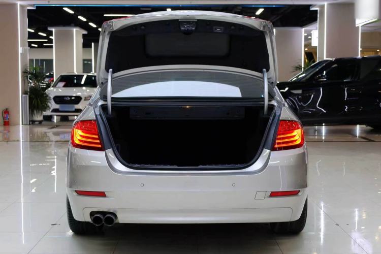 Used BMW 5 Series 2017 520Li Elegant Edition Trunk