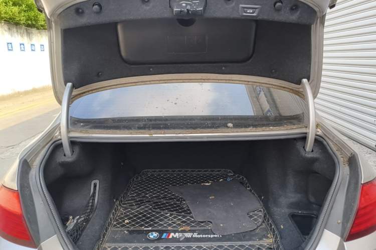 Used BMW 5 Series 2017 525Li Leading Model Trunk