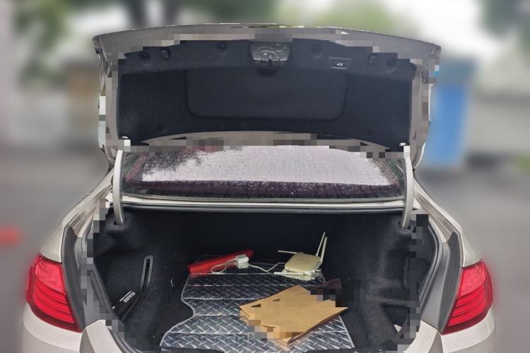 Used BMW 5 Series 2017 525Li Leading Model Trunk