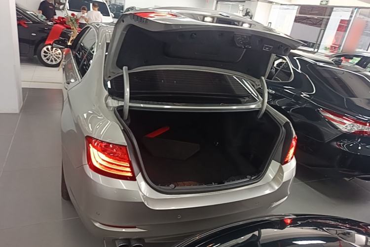 Used BMW 5 Series 2017 520Li Elegant Edition Trunk