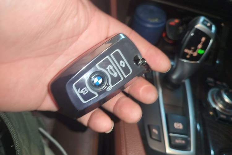 Used BMW 5 Series 2017 525Li Leading Model Vehicle Key