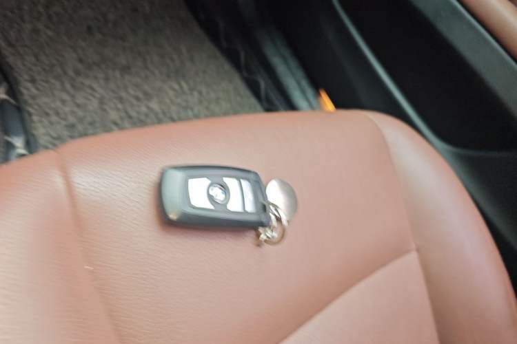 Used BMW 5 Series 2017 525Li Leading Model Vehicle Key