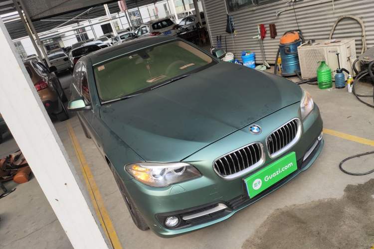 Used BMW 5 Series 2017 520Li Elegant Edition Front Right 45 Deg