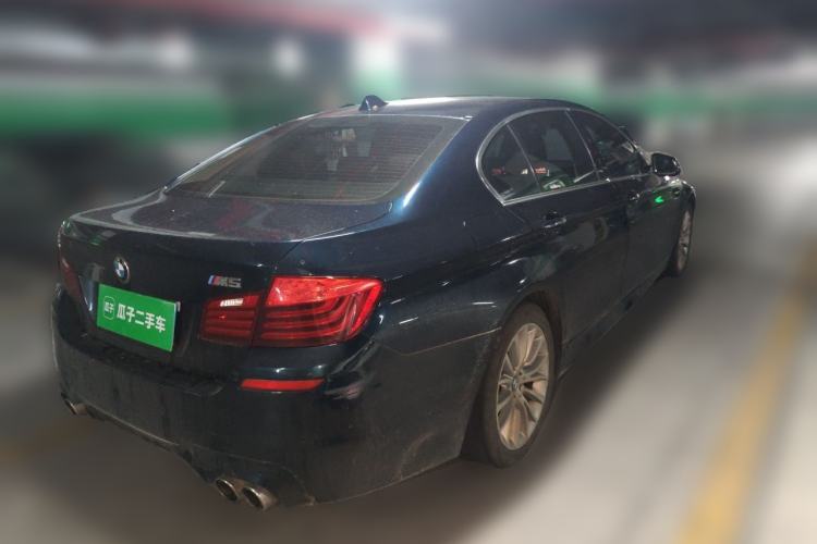 Used BMW 5 Series 2017 525Li Luxury Design Package Rear Right 45 Deg