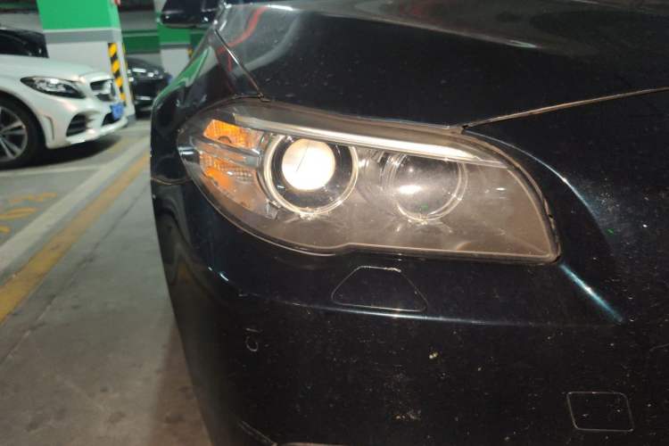 Used BMW 5 Series 2017 525Li Luxury Design Package Right Front Headlight