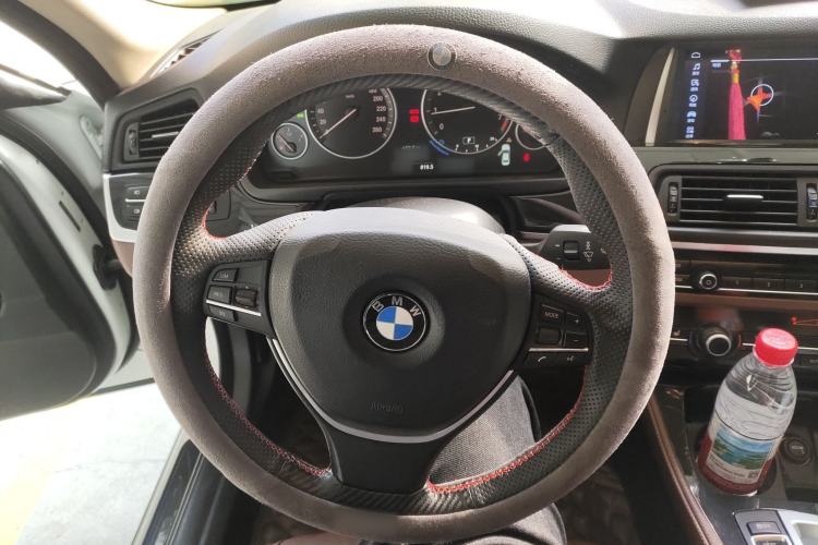 Used BMW 5 Series 2017 520Li Elegant Edition Steering Wheel