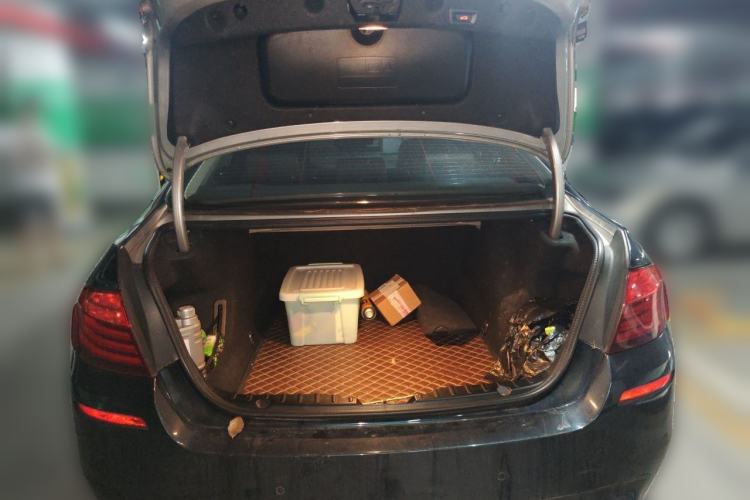 Used BMW 5 Series 2017 525Li Luxury Design Package Trunk