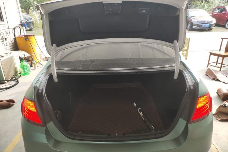 Used BMW 5 Series 2017 520Li Elegant Edition Trunk