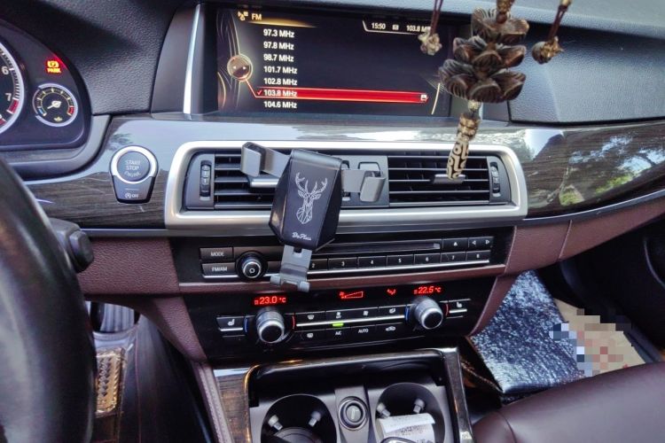 Used BMW 5 Series 2017 525Li Luxury Design Package Audio And AC Panel