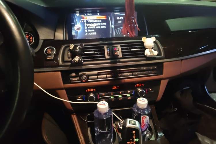 Used BMW 5 Series 2017 525Li Leading Model Audio And AC Panel