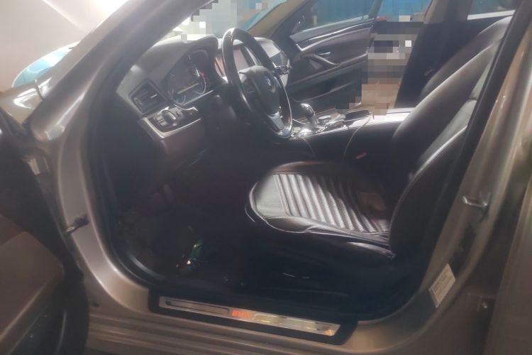 Used BMW 5 Series 2017 525Li Luxury Design Package Driver Seat