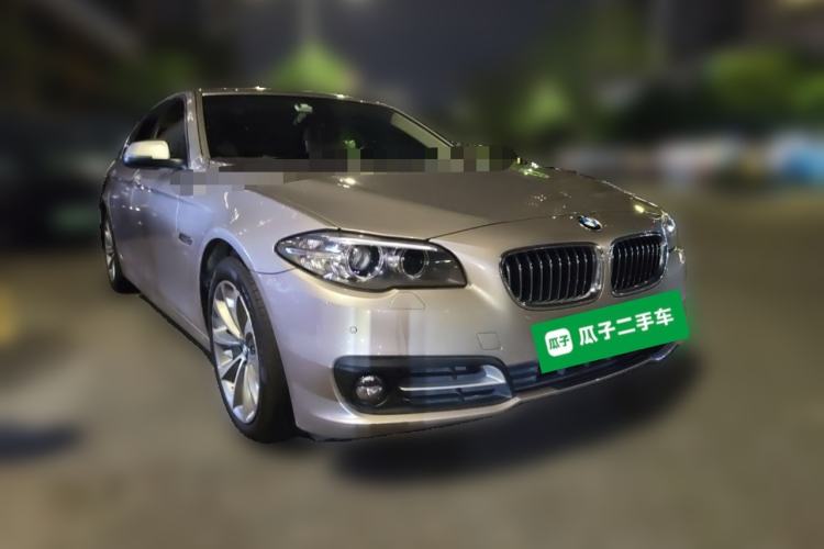 Used BMW 5 Series 2017 525Li Leading Model Front Right 45 Deg