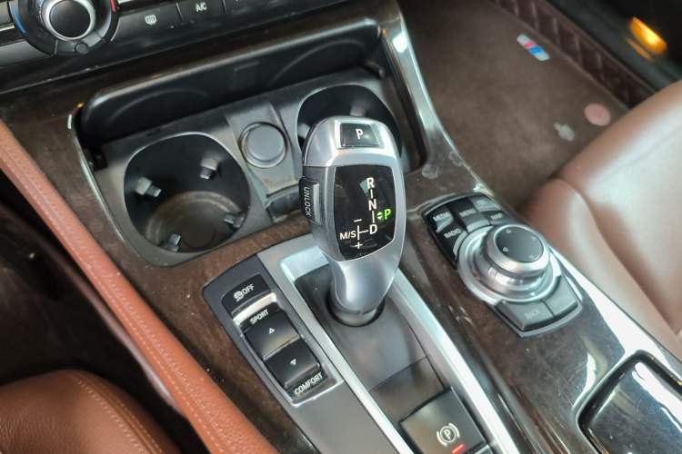 Used BMW 5 Series 2017 525Li Leading Model Gear Lever