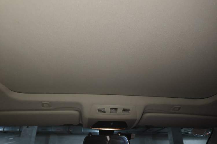 Used BMW 5 Series 2017 528Li Leading Model Headliner