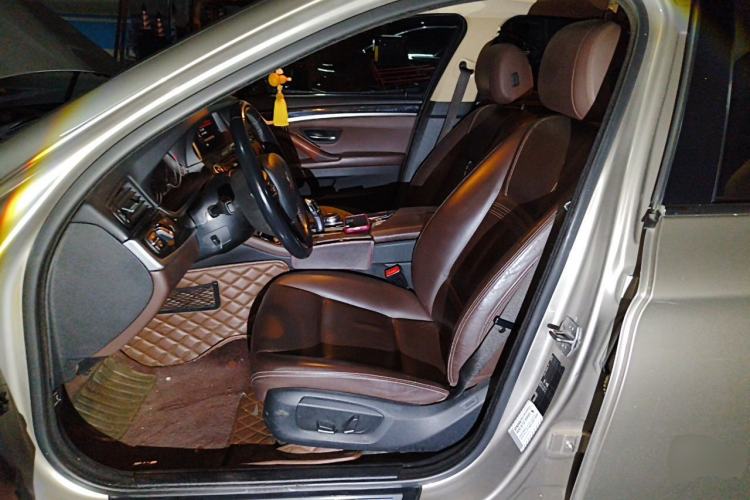 Used BMW 5 Series 2017 525Li Luxury Design Package Left Front Seat