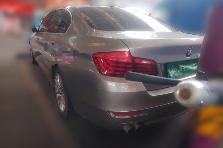 Used BMW 5 Series 2017 525Li Luxury Design Package Rear Left 45 Deg