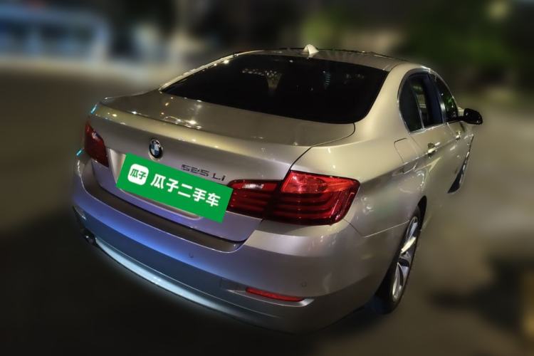 Used BMW 5 Series 2017 525Li Leading Model Rear Right 45 Deg