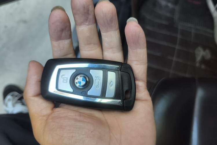 Used BMW 5 Series 2017 525Li Luxury Design Package Vehicle Key