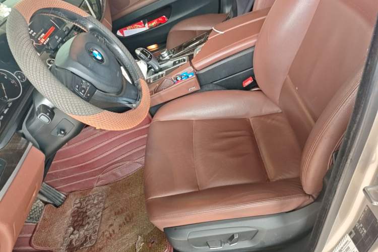 Used BMW 5 Series 2017 525Li Leading Model Left Front Seat