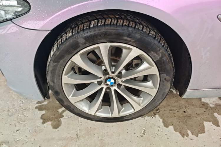 Used BMW 5 Series 2017 525Li Leading Model Left Front Wheel Hub