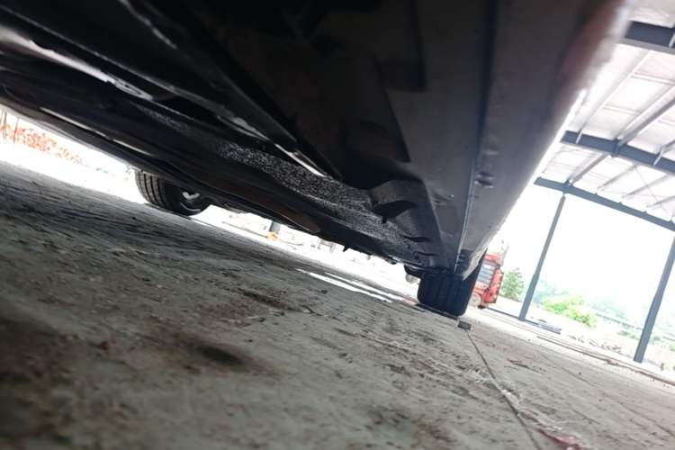 Used BMW 5 Series 2017 525Li Leading Model Right Side Sill