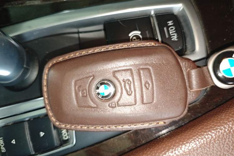 Used BMW 5 Series 2017 525Li Leading Model Vehicle Key