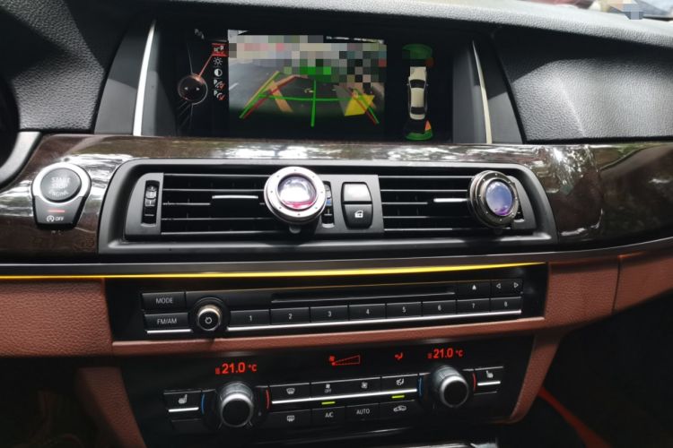 Used BMW 5 Series 2017 525Li Leading Model Audio And AC Panel