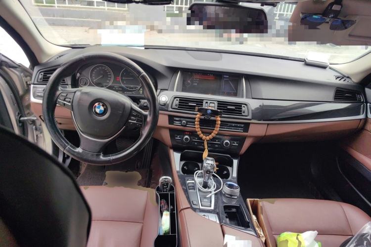 Used BMW 5 Series 2017 520Li Elegant Edition Center Console