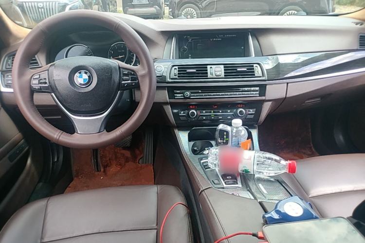 Used BMW 5 Series 2017 525Li Leading Model Center Console