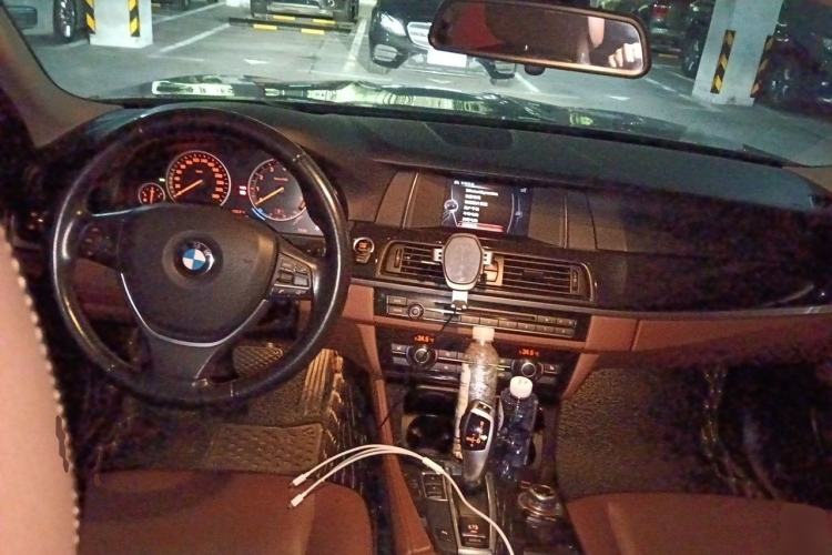 Used BMW 5 Series 2017 520Li Elegant Edition Center Console
