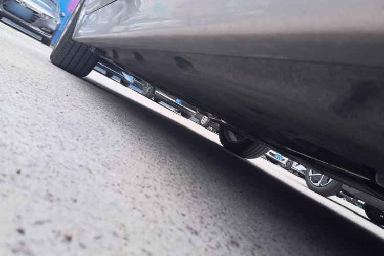 Used BMW 5 Series 2017 525Li Leading Model Chassis Front Right