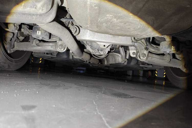 Used BMW 5 Series 2017 525Li Luxury Design Package Chassis Rear