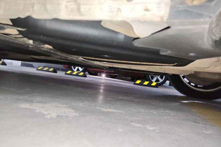 Used BMW 5 Series 2017 525Li Luxury Design Package Chassis Rear Left