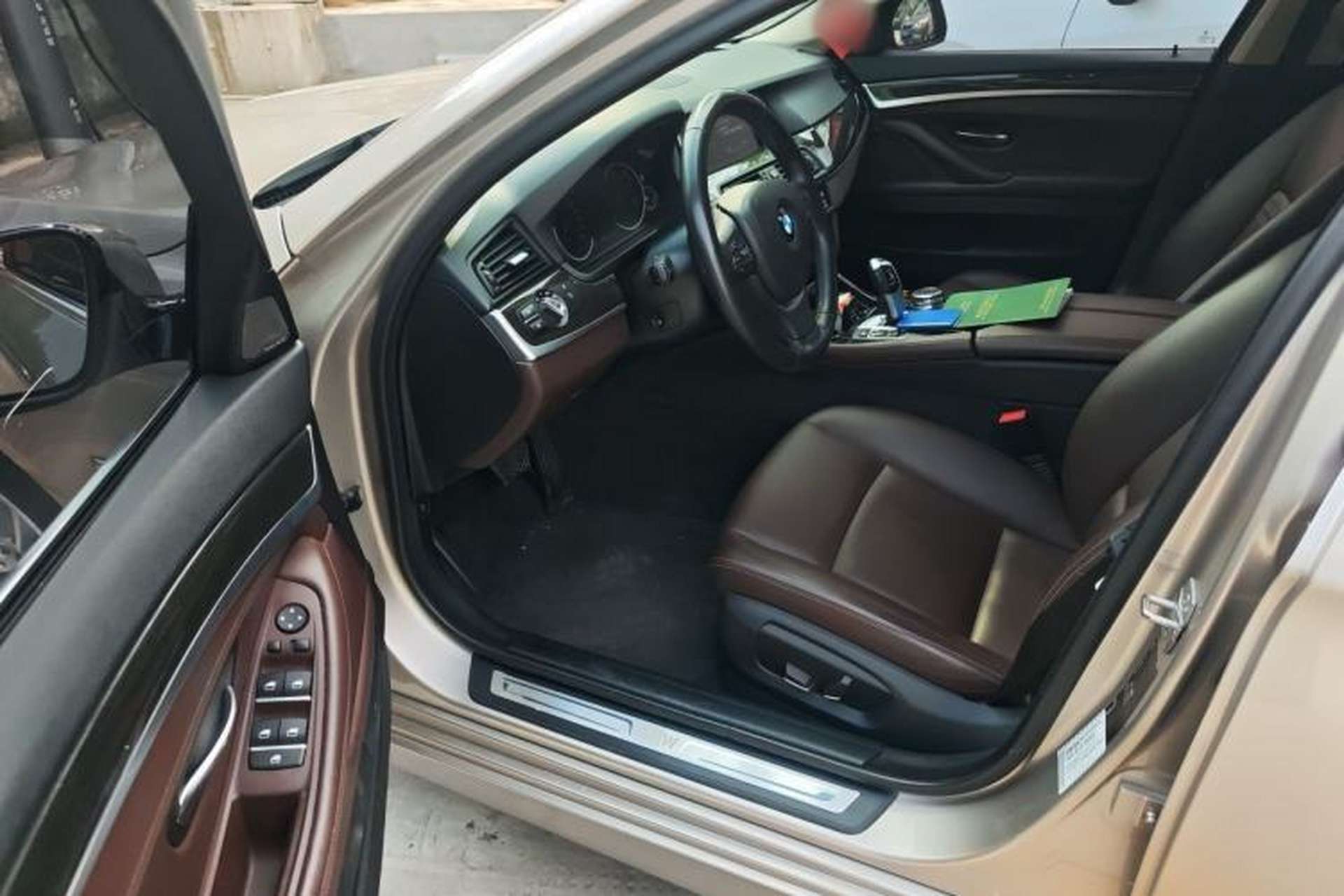 Used BMW 5 Series 2017 525Li Luxury Design Package Driver Seat