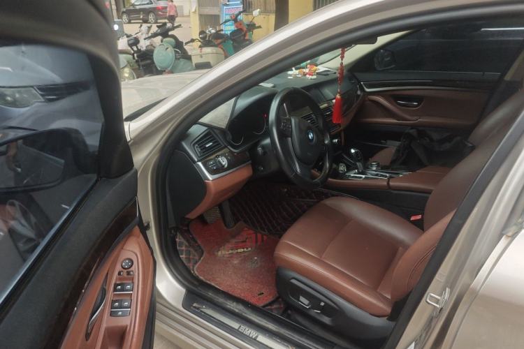 Used BMW 5 Series 2017 525Li Leading Model Driver Seat