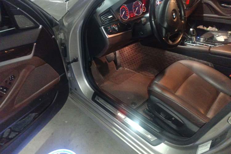 Used BMW 5 Series 2017 525Li Luxury Design Package Driver Seat