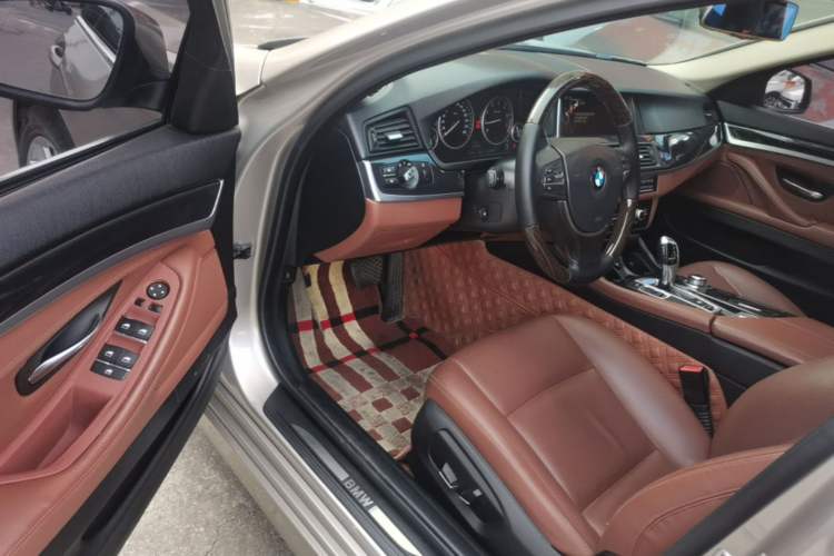 Used BMW 5 Series 2017 520Li Elegant Edition Driver Seat