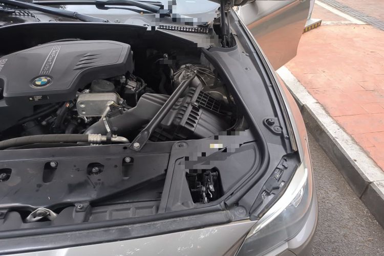 Used BMW 5 Series 2017 525Li Luxury Design Package Engine Bay Left