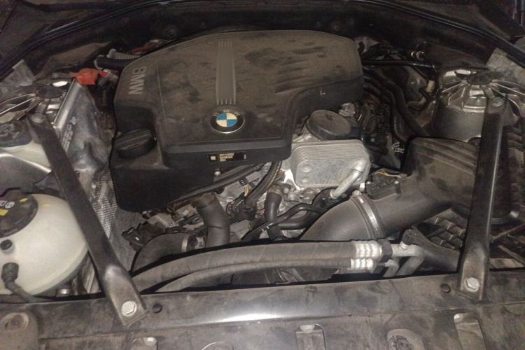 Used BMW 5 Series 2017 525Li Luxury Design Package Engine Bay