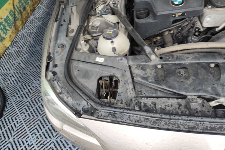 Used BMW 5 Series 2017 525Li Leading Model Engine Bay Right