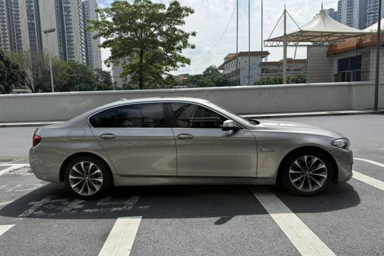 Used BMW 5 Series 2017 525Li Leading Model Exterior 1