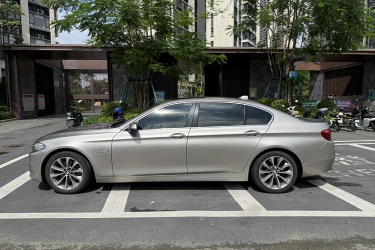 Used BMW 5 Series 2017 525Li Leading Model Exterior 5
